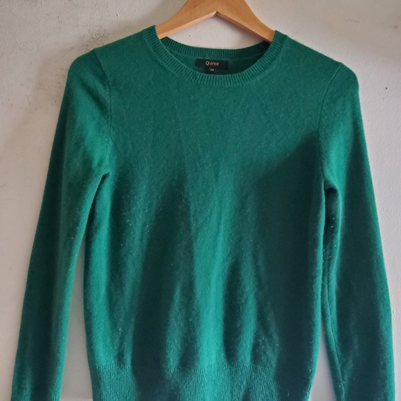 Quince Mangolian Cashmere Crewneck SweaterEverglade. - Picture 5 of 10
